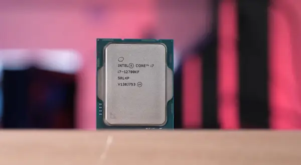 Intel Core i7-12700KF-processor, redo för kraftfull prestanda.