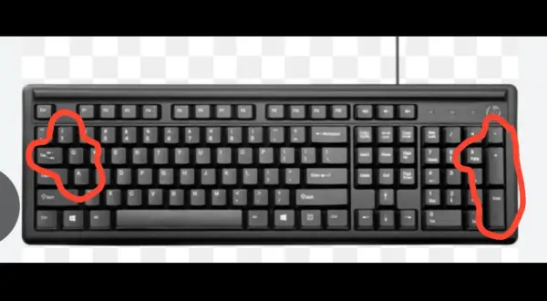 Svart tangentbord, liknande ett Xbox tangentbord, med röda markeringar runt WASD-tangenterna och numeriska tangentbordet.