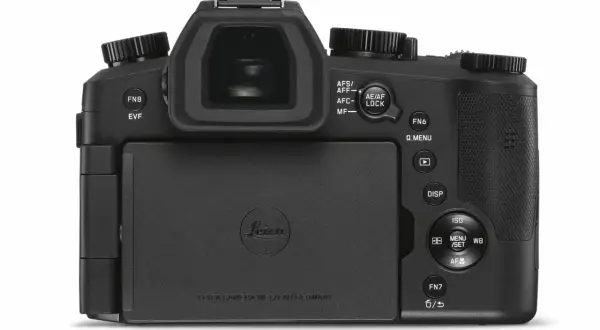 Leica V-Lux 5, en kompaktkamera med elektronisk sökare och vinklingsbar skärm. Perfekt för den kräsne fotografen.