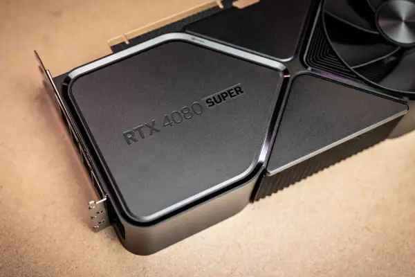 Grafikkortet RTX 4080 SUPER, redo för nästa generations spel och prestanda.